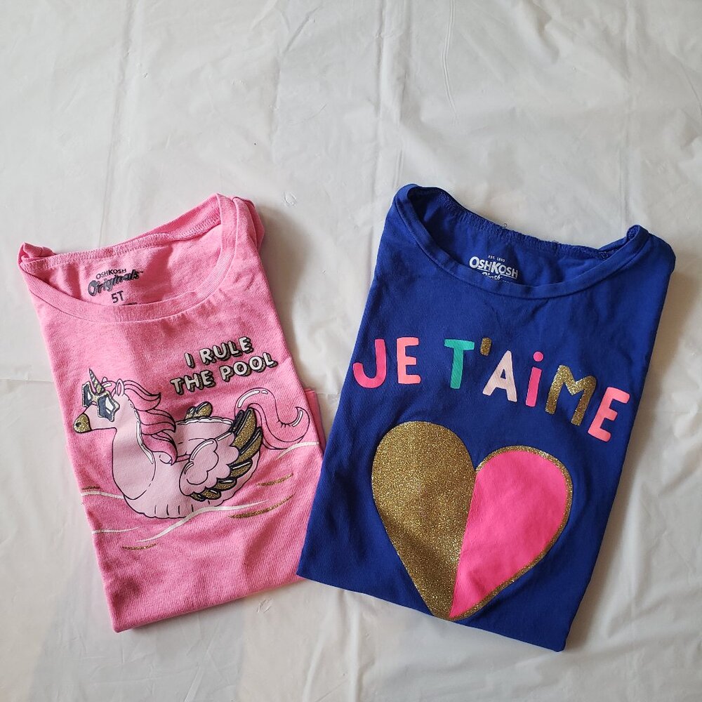 Pair Girls Oshkosh 5T Short Sleeve Tops Pink “I rule the Pool” & Blue “Je T’aime